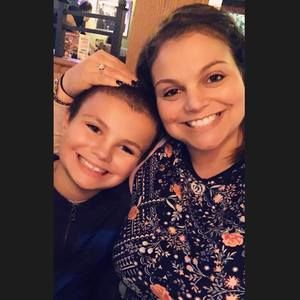 Meet your Posher, Lauren